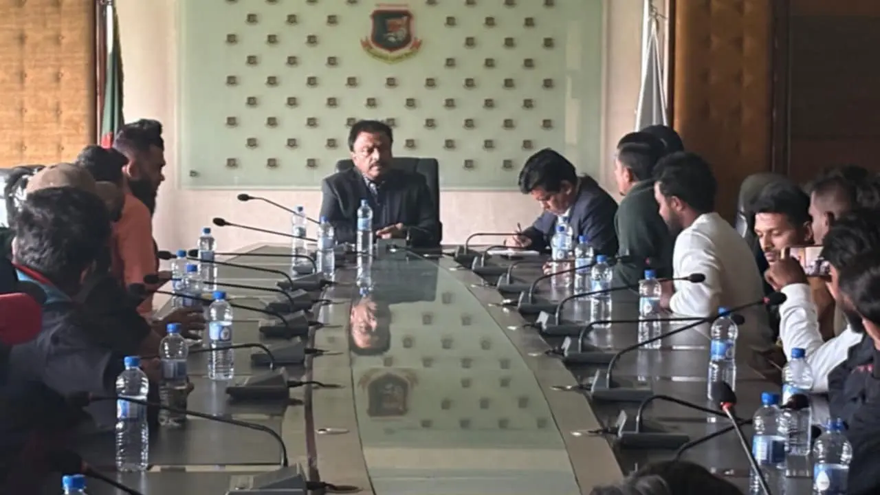 প্রথম বিভাগ ক্রিকেটারদের সঙ্গে বিসিবি সভাপতির আলোচনা