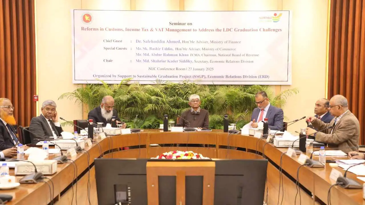 আমরা ভ্যাট নিয়ে নিজের পকেট ভারী করব না : অর্থ উপদেষ্টা