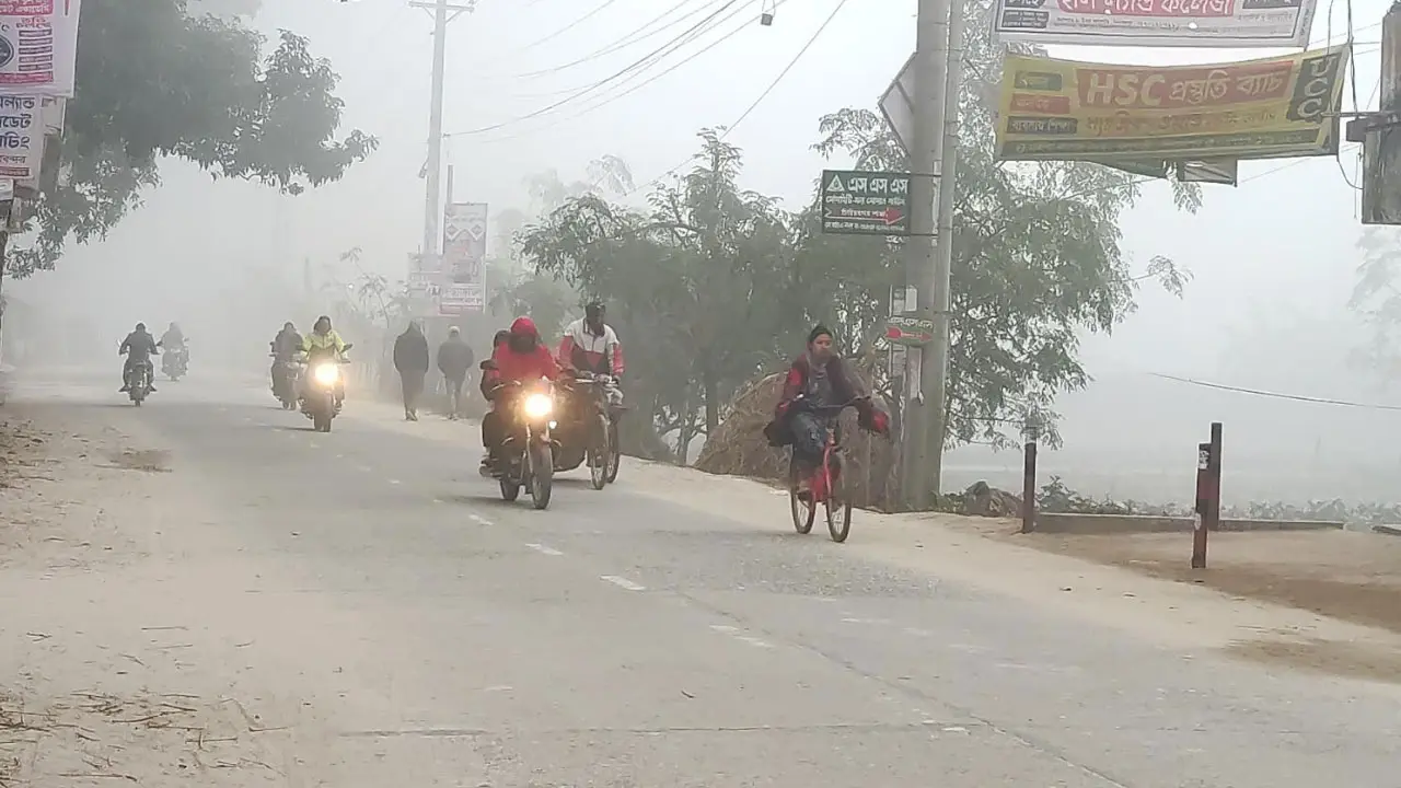 ১০ ডিগ্রিতে নামল দিনাজপুরের তাপমাত্রা