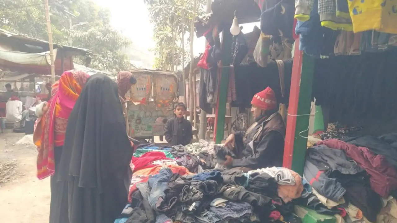 হাড় কাঁপানো শীতে জনজীবন বিপর্যস্ত 