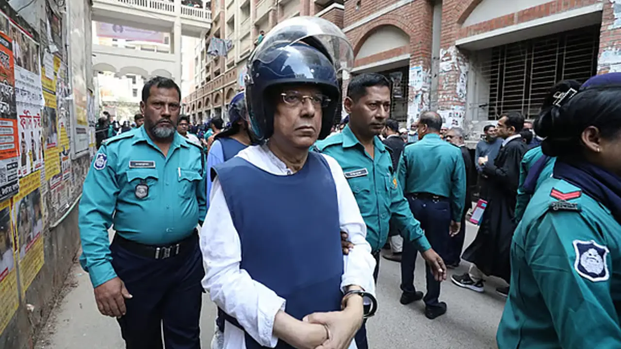 অস্ত্র মামলায় দুই দিনের রিমান্ডে আনিসুল হক 