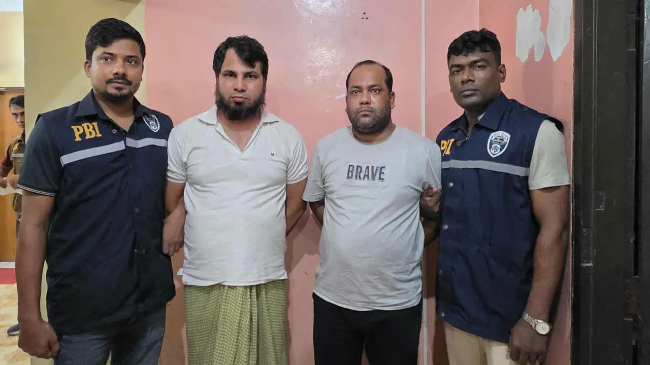 বিয়ামে এসি বিস্ফোরণ নয়, নথি পোড়াতে গিয়ে পুড়ে যায় মানুষ!