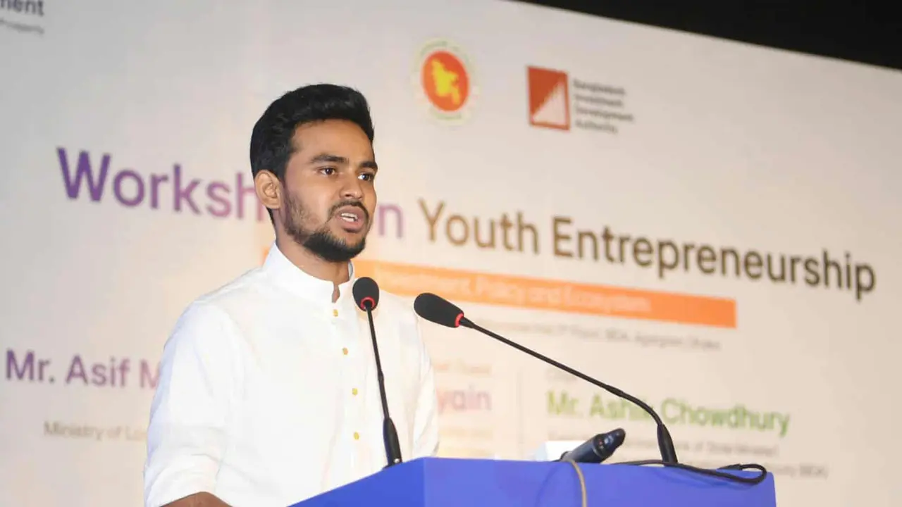 জুলাই অভ্যুত্থানের অন্যতম প্রধান কারণ ছিল বেকারত্ব : আসিফ মাহমুদ