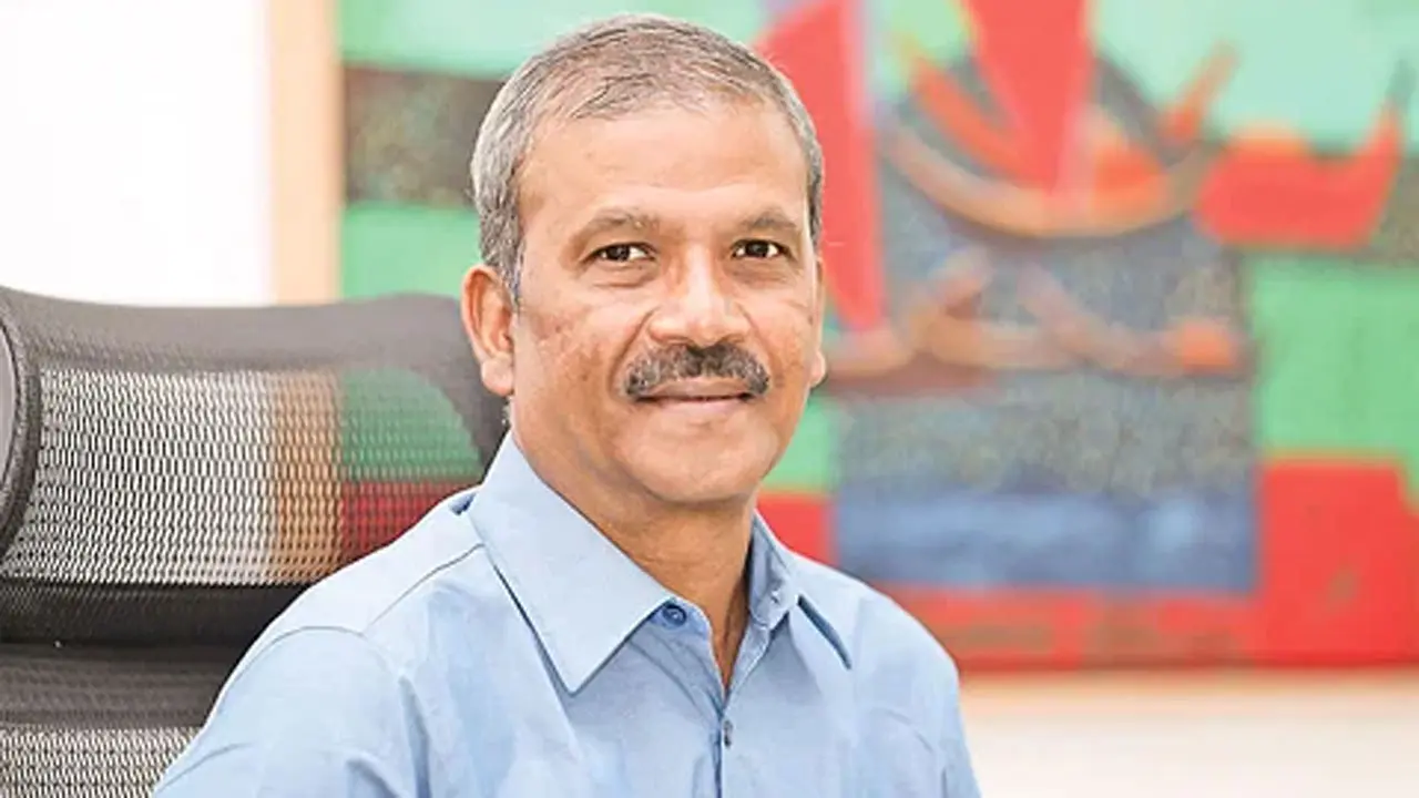সুযোগ নেওয়ার অনুরোধ আসিফ নজরুলের