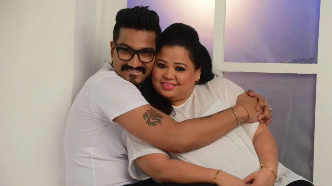 ‘সাইয়ারা’ দেখে ভারতীকে জড়িয়ে ধরলেন হর্ষ