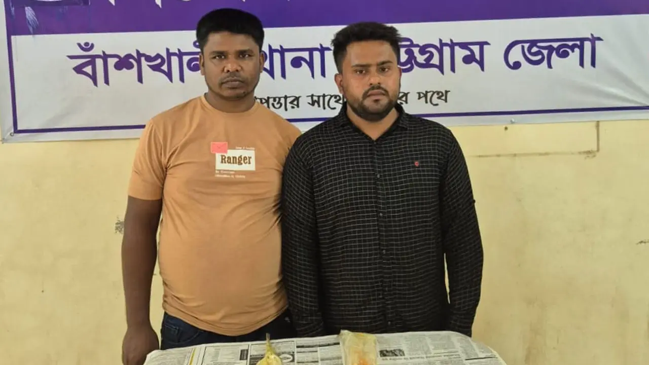 চট্টগ্রামে ইয়াবাসহ দুই যুবক গ্রেপ্তার