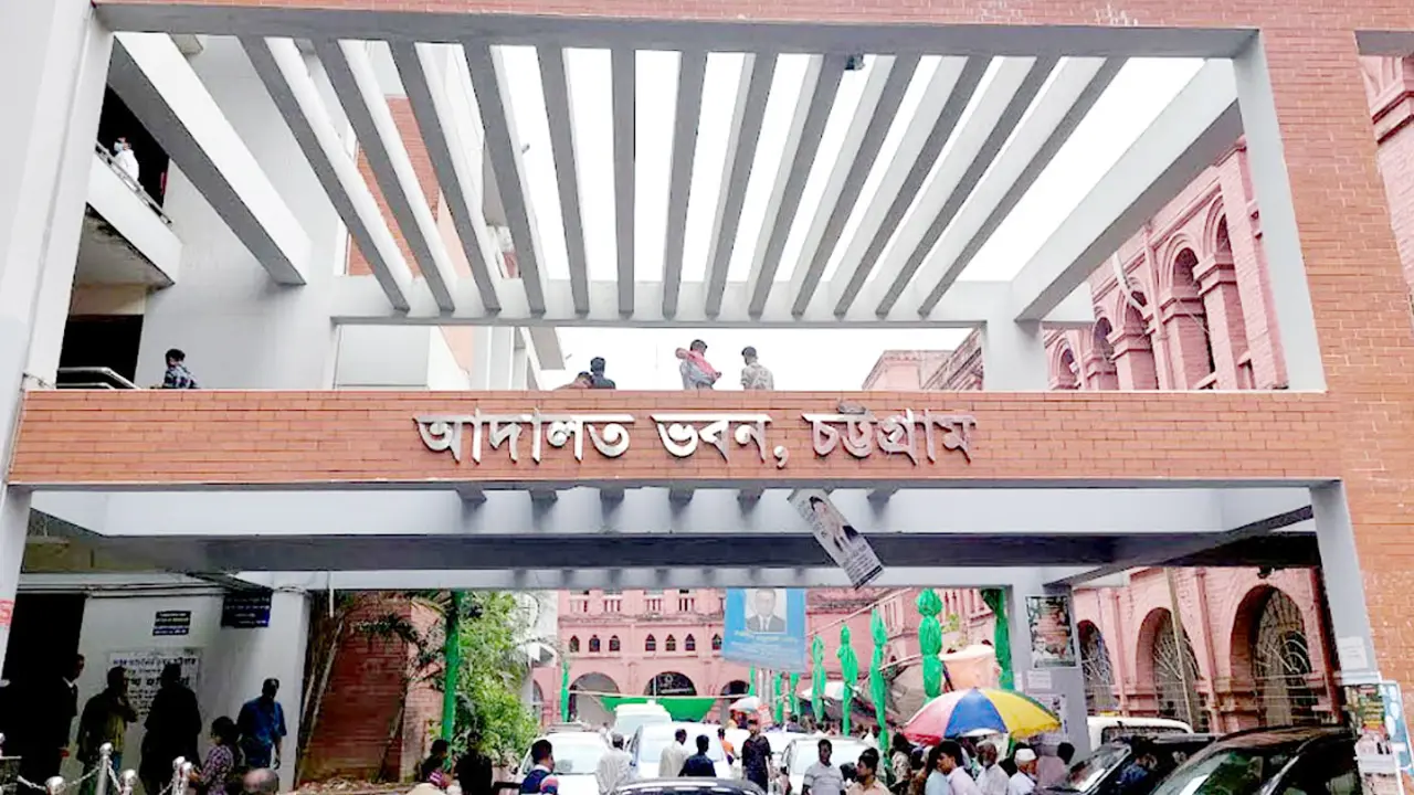 দুর্নীতি মামলায় কারাগারে চট্টগ্রাম ডিসি অফিসের সার্ভেয়ার