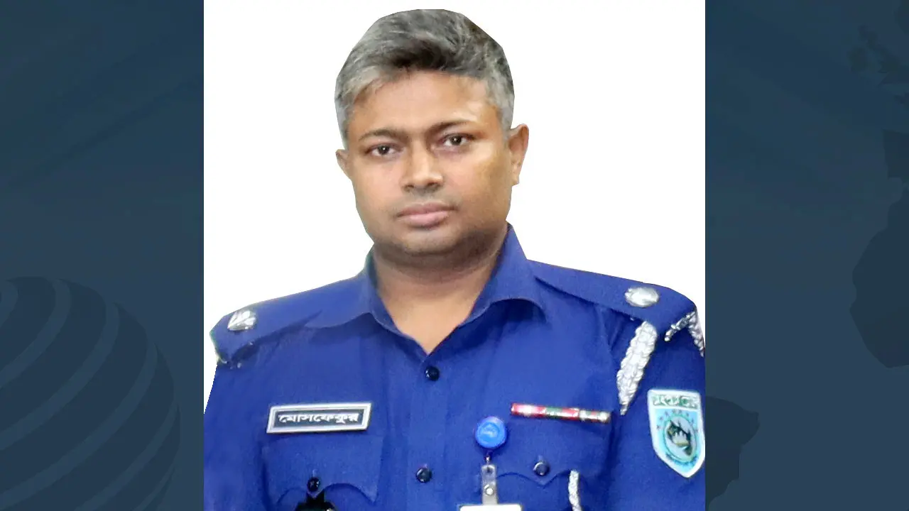 গোপালগঞ্জের ঘটনা নিয়ে ফেসবুকে ট্রল, অতিরিক্ত পুলিশ সুপার প্রত্যাহার