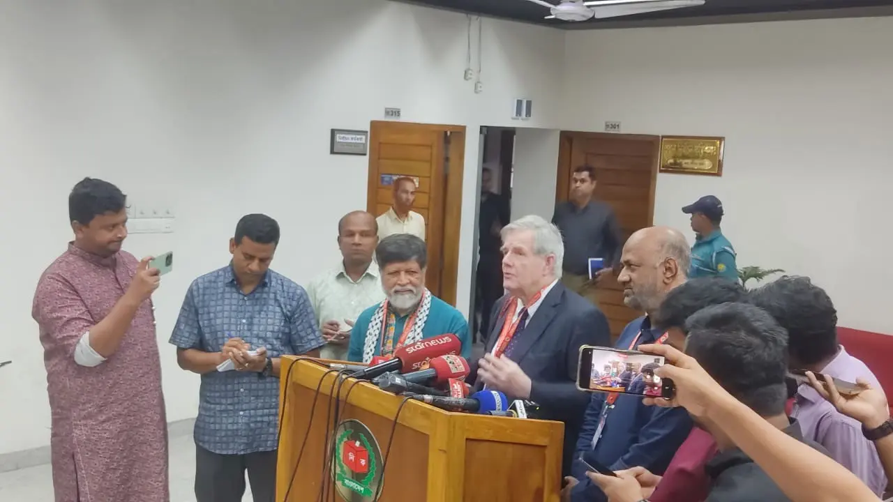 প্রবাসী ভোটারদের অংশগ্রহণে আন্তর্জাতিক প্রতিনিধিদের সহায়তা প্রস্তাব
