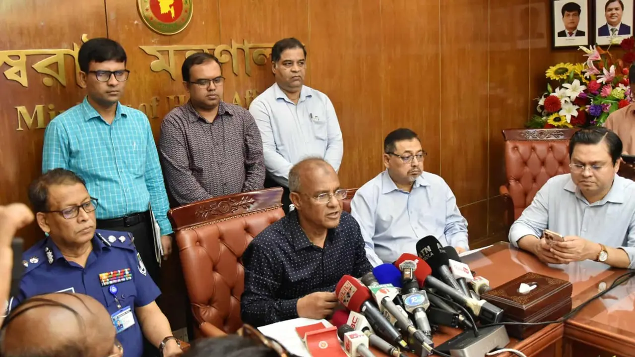চিহ্নিত সন্ত্রাসীদের ধরতে চিরুনি অভিযান শুরু হতে পারে
