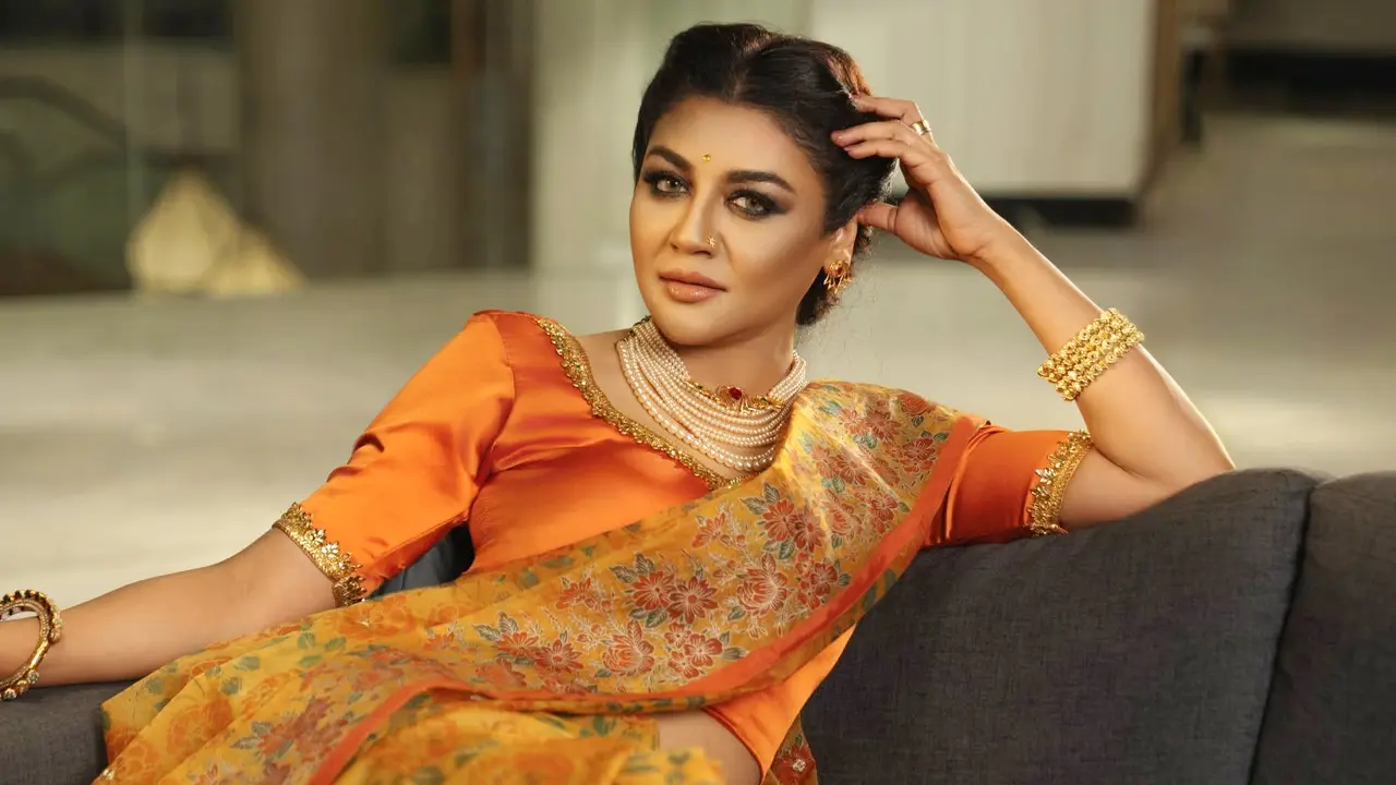 ‘পৃথিবীর অন্য কোনো শহরকে কলকাতার মতো মনে হয় না’