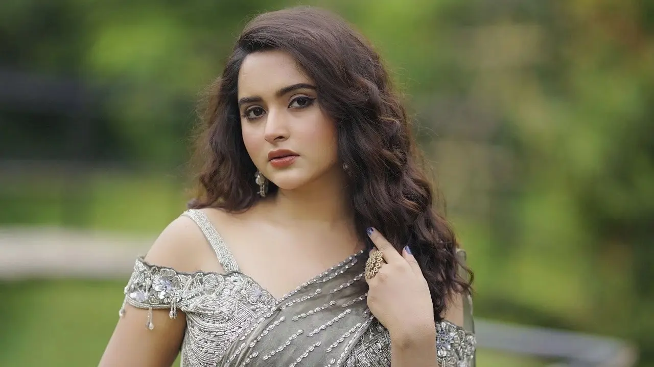 ‘মানুষের মতো মানুষ হওয়াটাই সবচেয়ে বড় সার্টিফিকেট’