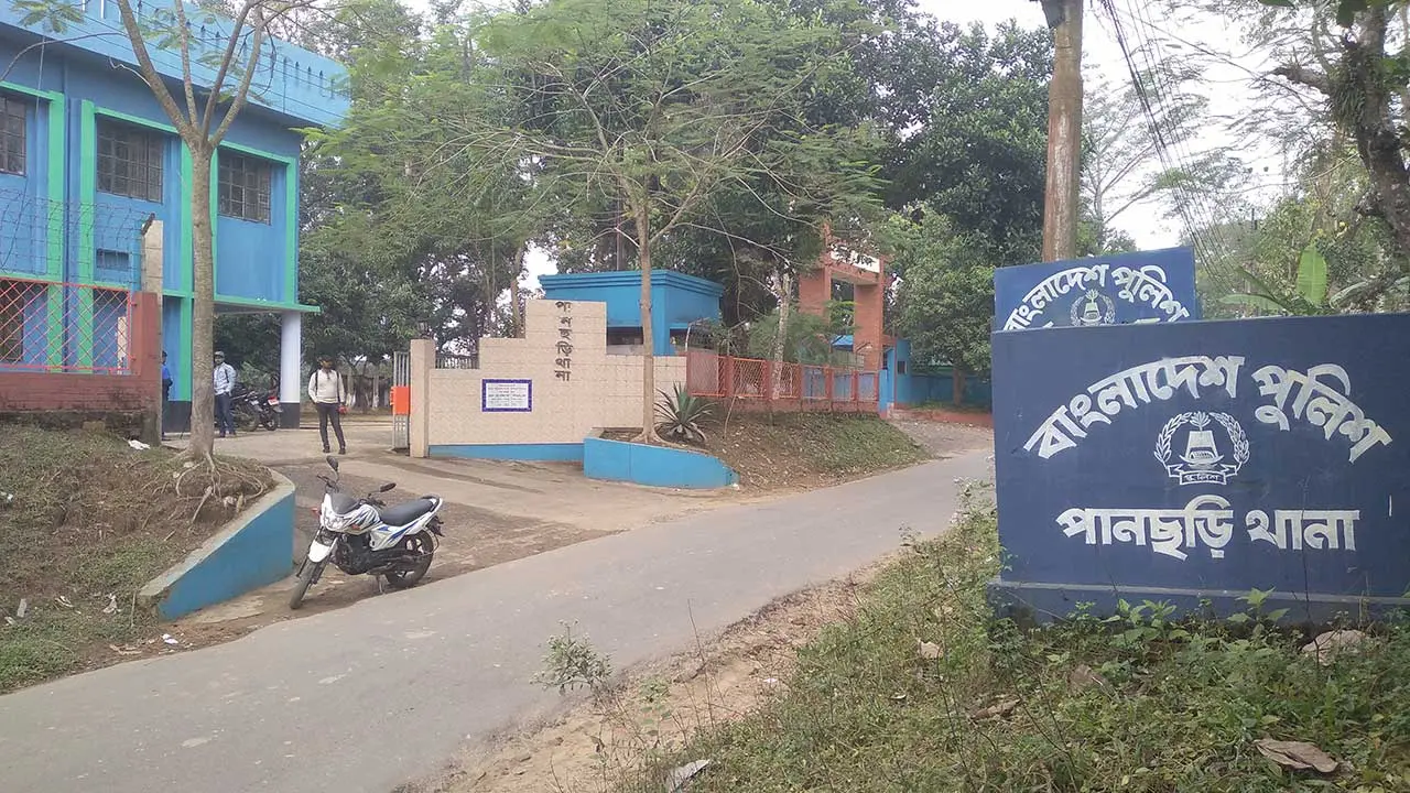 পানছড়ির লোগাং সীমান্তে দুই গ্রুপের ব্যাপক গোলাগুলি, আতঙ্কে স্থানীয়রা