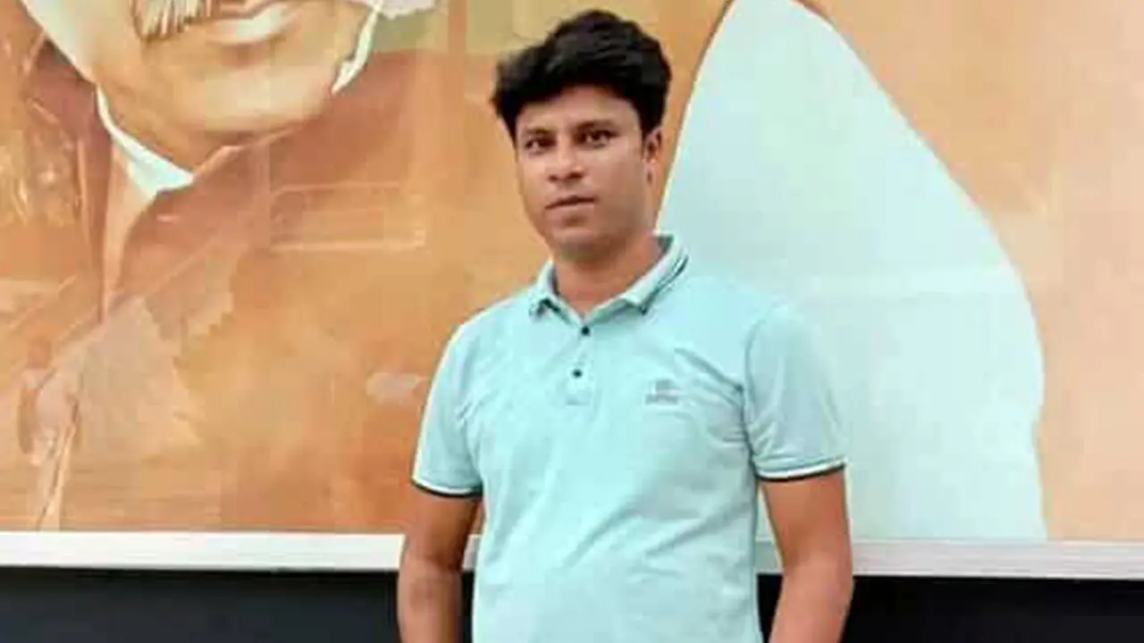 জুলাই বিপ্লব নিয়ে কটূক্তি করা সেই পুলিশ সদস্য বরখাস্ত