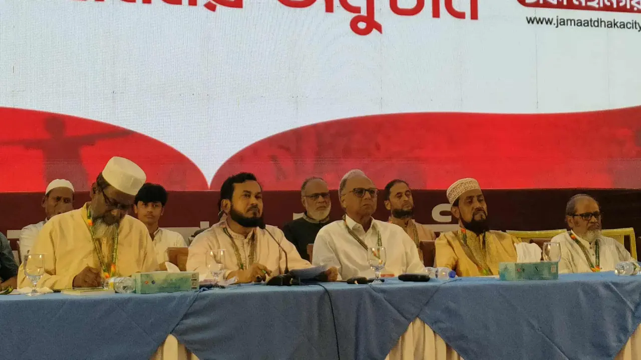 জুলাই শহীদদের দলীয়করণ করবেন না