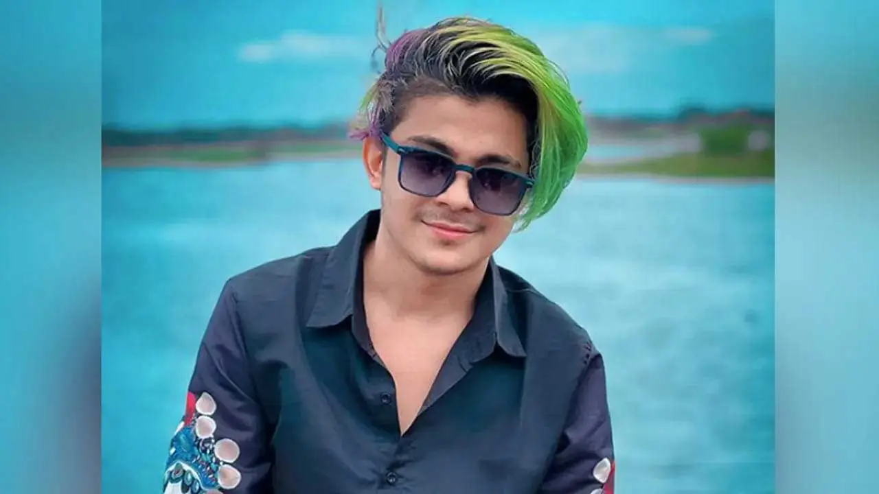 বাধার মুখে বিরিয়ানি হাউস উদ্বোধন না করেই ফিরে গেলেন প্রিন্স মামুন 