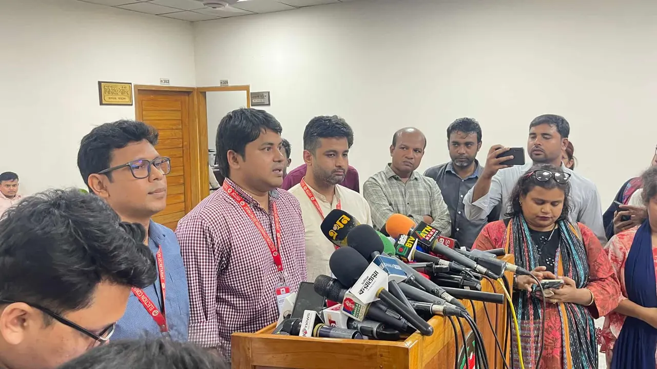 ইসিকে প্রবাসীদের ভোটাধিকারের জন্য পদক্ষেপ নিতে বলল এনসিপি