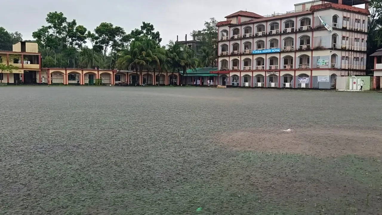 নোয়াখালীতে সব প্রাথমিক বিদ্যালয়ের ক্লাস বন্ধ ঘোষণা