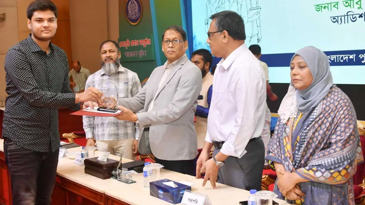 সততা পরিশ্রম আর স্বপ্ন জাতির ভবিষ্যৎ রচনা করে : আইজিপি