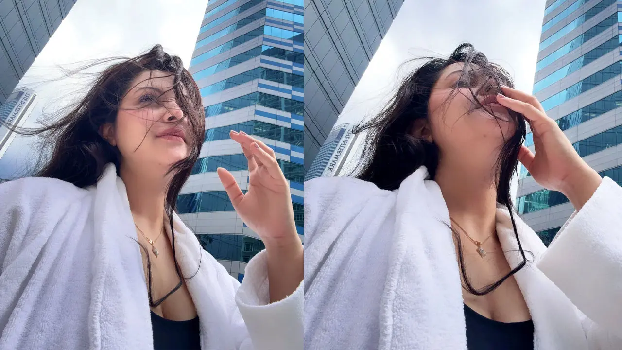 মালয়েশিয়ায় অন্যরকম পরীমণি, তুললেন ঝড়!