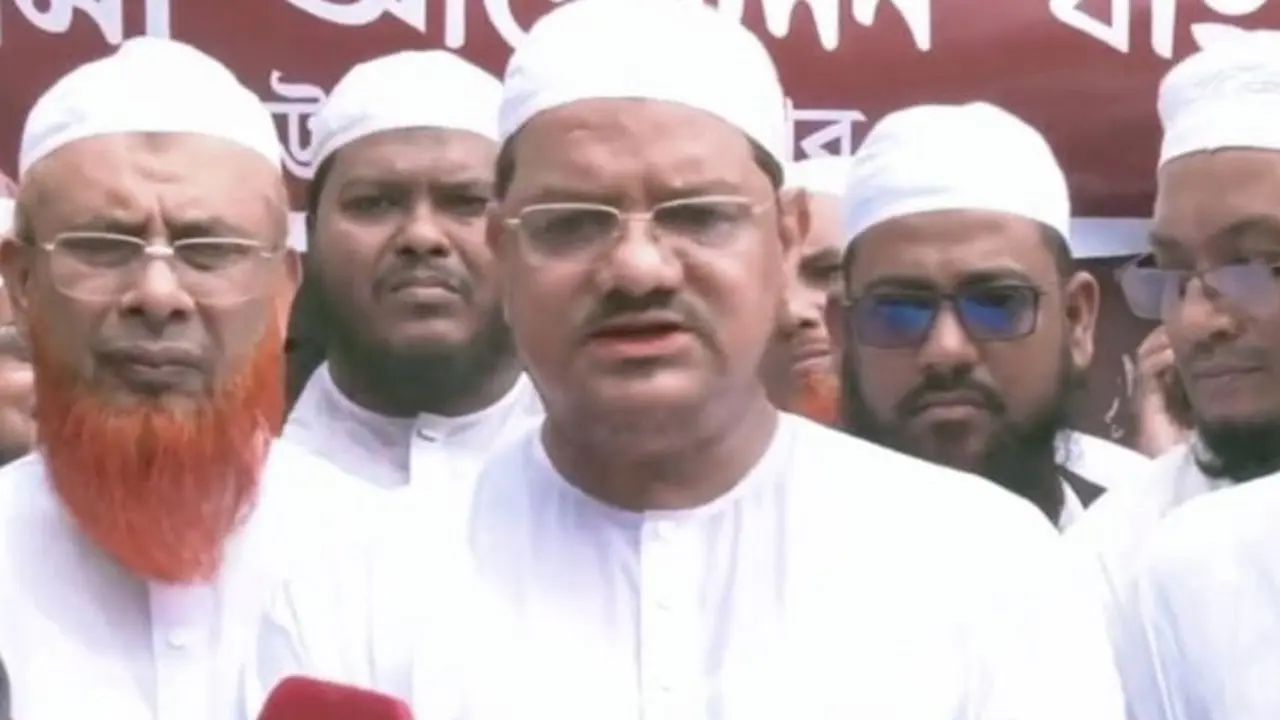 আইনশৃঙ্খলা বাহিনীর দুর্বলতা রয়েছে : চরমোনাই পীর