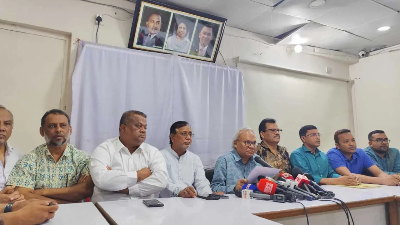 দুষ্কৃতকারীদের বিরুদ্ধে আইনি ব্যবস্থা গ্রহণে প্রশাসন সহযোগিতা করছে না