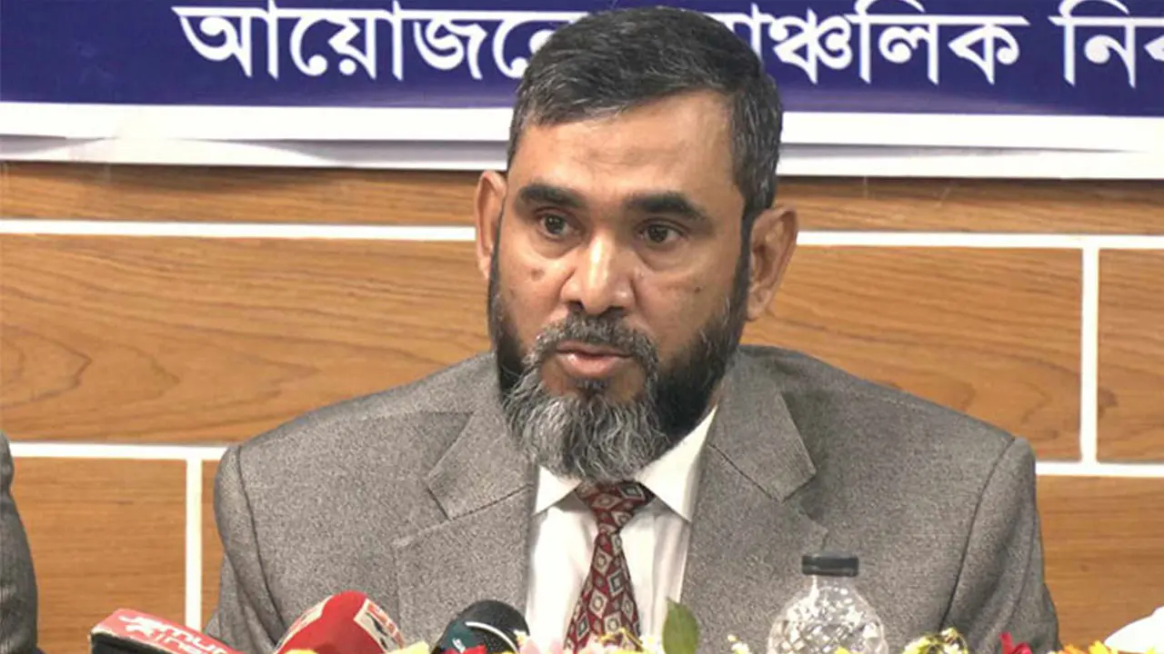 ভোটে আইনশৃঙ্খলার দায়িত্বে ইসি সানাউল্লাহ
