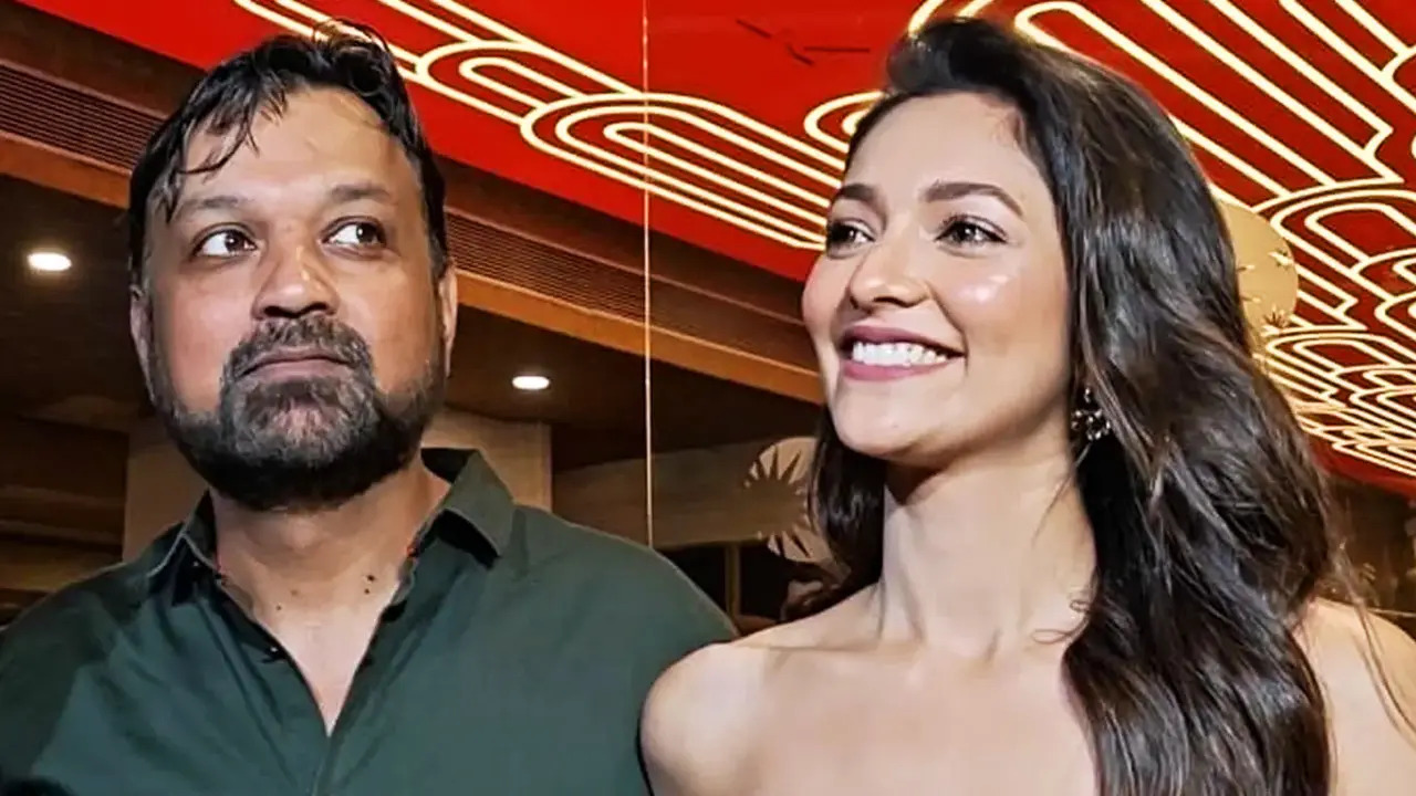 প্রেম গুঞ্জনের মাঝে বিশেষ পার্টিতে সৃজিত-সুস্মিতা, চলল মিষ্টি খুনসুটি