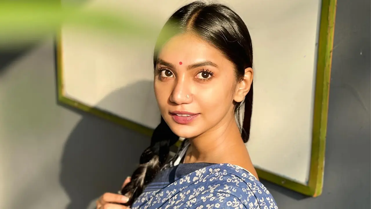 পায়ে ব্যান্ডেজ, কী হয়েছে অভিনেত্রী সুনেরাহর