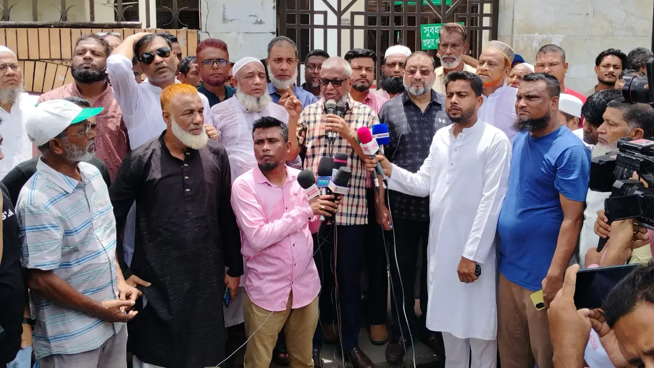 পাথর কোয়ারি নিয়ে উত্তাল সিলেট, ডিসিকে অপসারণে আল্টিমেটাম আরিফের