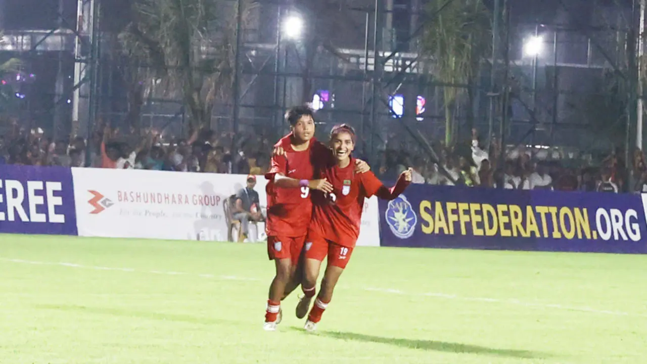 ভুটানকে ৩-০ গোলে হারাল বাংলাদেশ