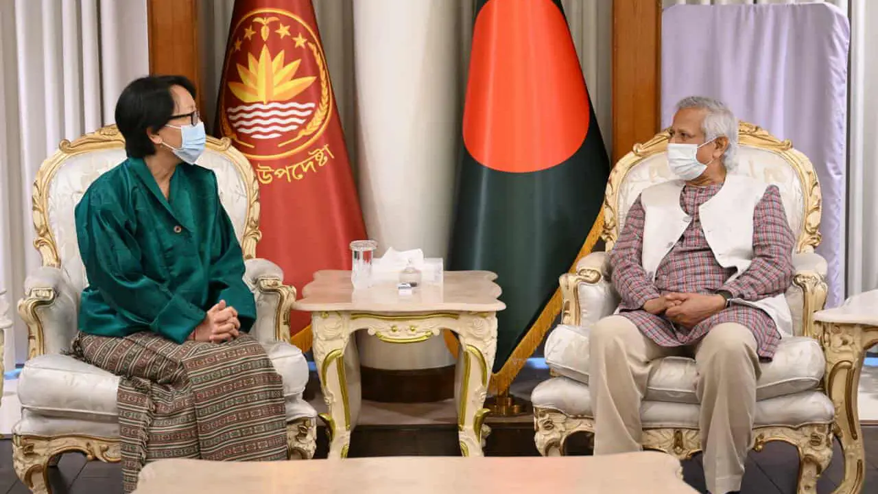 প্রধান উপদেষ্টার সঙ্গে ভুটানের নবনিযুক্ত রাষ্ট্রদূতের সাক্ষাৎ