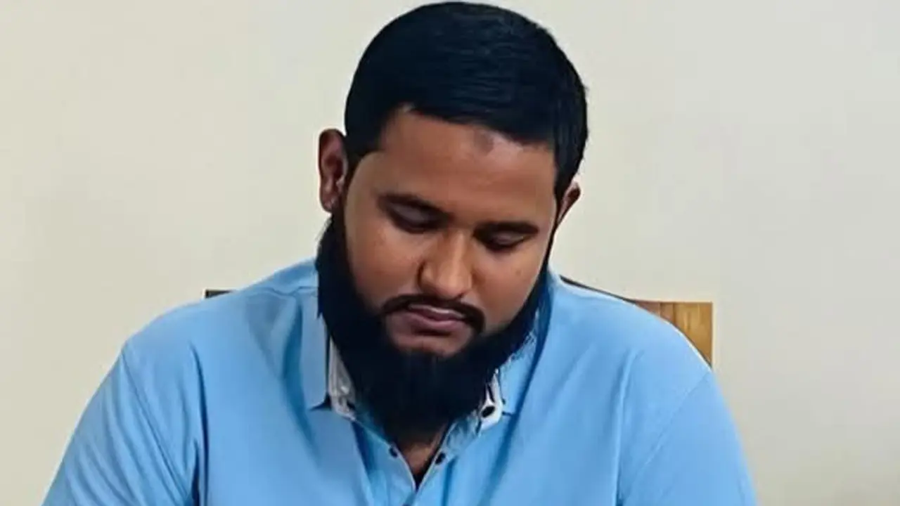 আত্মপক্ষ সমর্থন করে যা বললেন সেই আকাশ