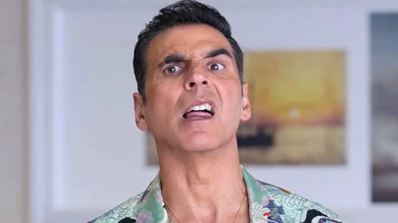 প্রথম দিনেই নিজের রেকর্ড ভাঙলেন অক্ষয়