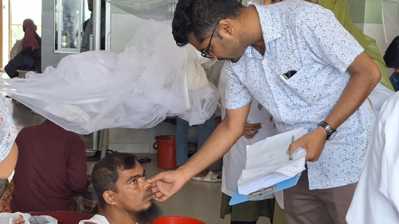 বরগুনায় ডেঙ্গুতে বাড়ছে মৃত্যু, সক্ষমতার বাইরে হাসপাতালের চিকিৎসা সেবা