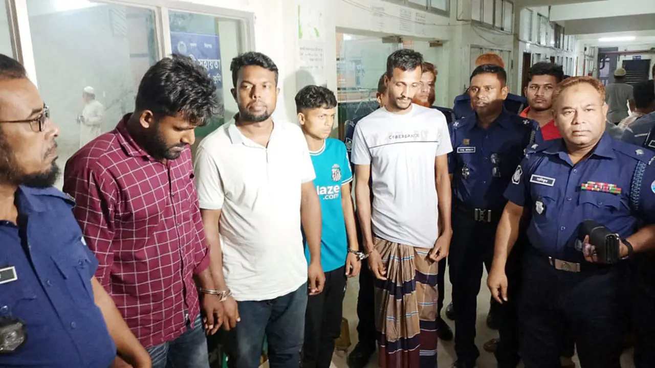 মুরাদনগরের ঘটনায় ভিডিও ভাইরালকারী ৪ জনকে কারাগারে প্রেরণ