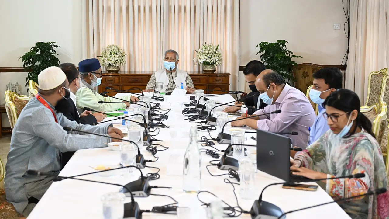 আগামী বছর হজ ব্যবস্থাপনা যেন আরও সুষ্ঠু হয় : প্রধান উপদেষ্টা