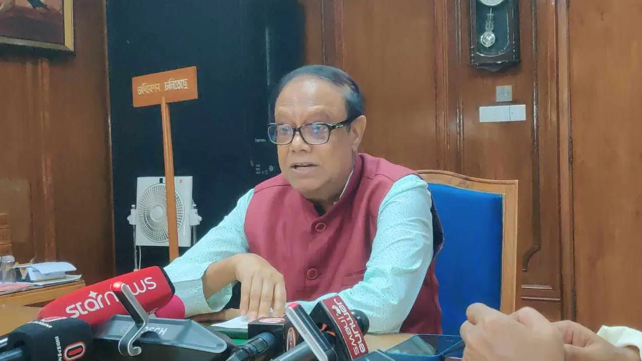 পাঁচ ব্যাংক মিলে হচ্ছে এক ব্যাংক, চাকরি হারাবেন না কর্মীরা