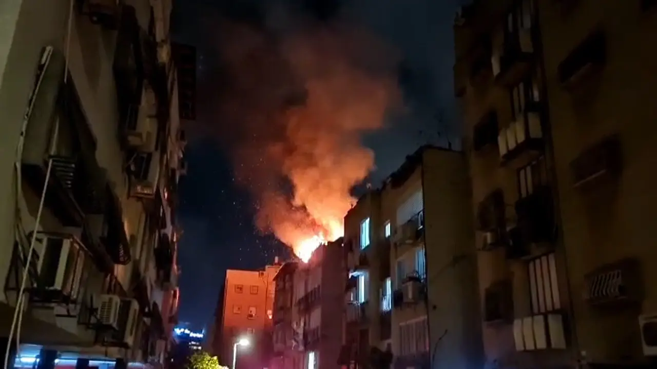 ইরানের হামলার পর ইসরায়েলে চারতলা ভবনে আগুন