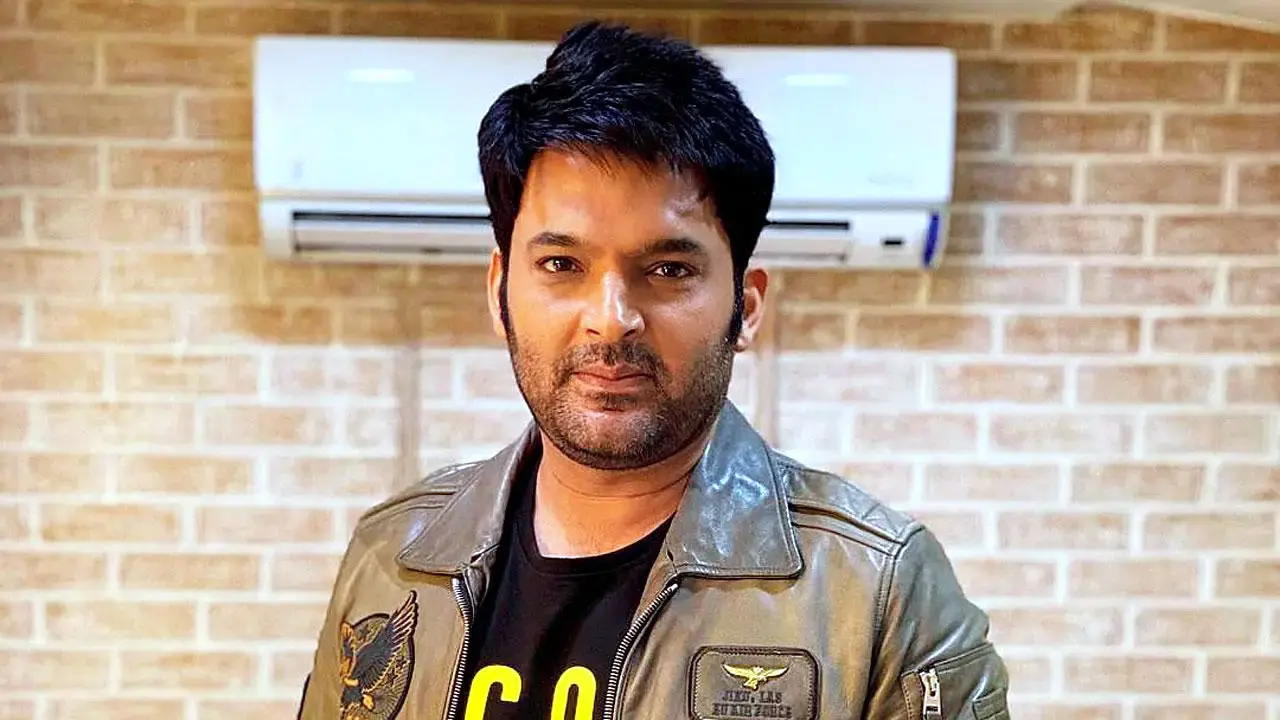 হাতে সিনেমা নেই, তবুও বছরে ১৯৫ কোটি টাকা আয় কপিল শর্মার