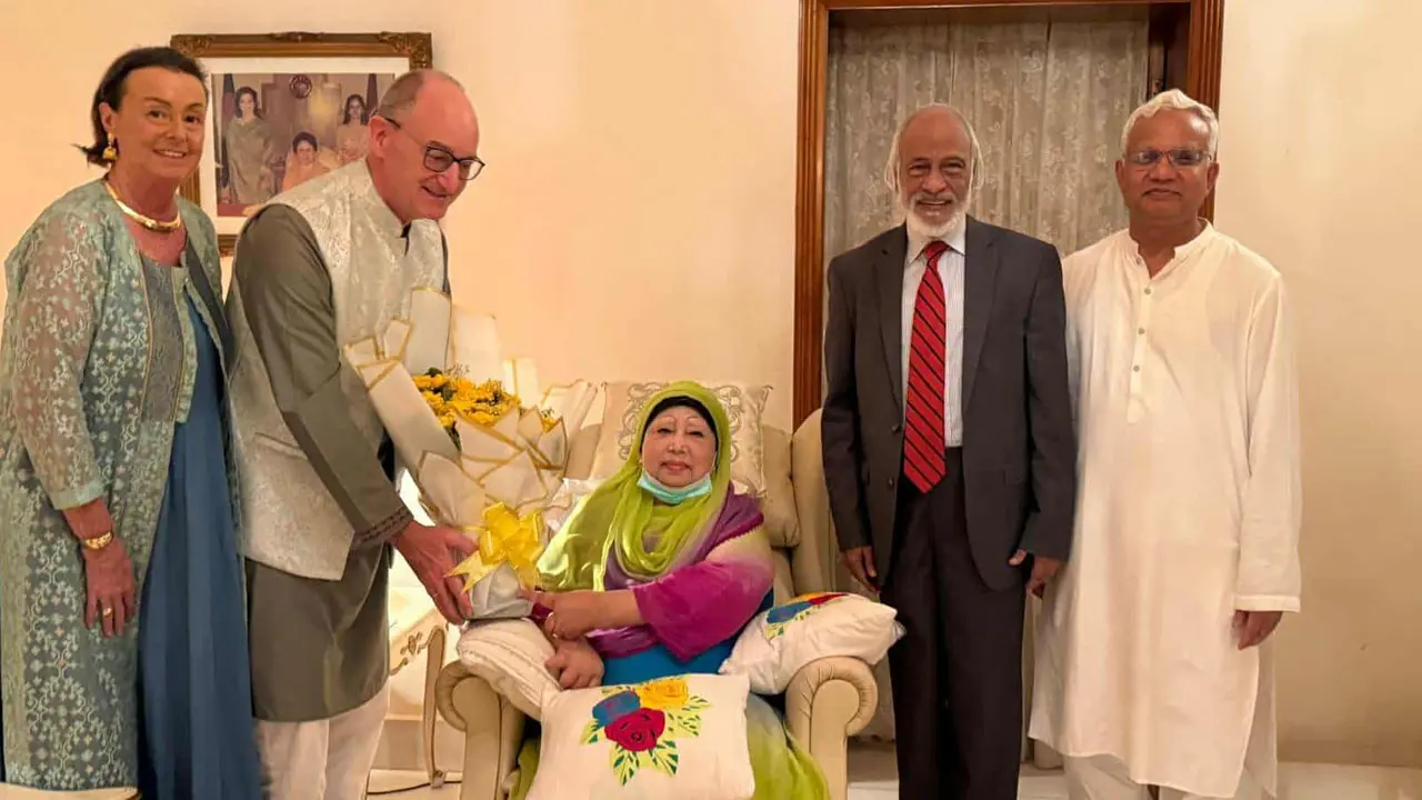 খালেদা জিয়ার সঙ্গে বিদায়ী জার্মান রাষ্ট্রদূতের সাক্ষাৎ