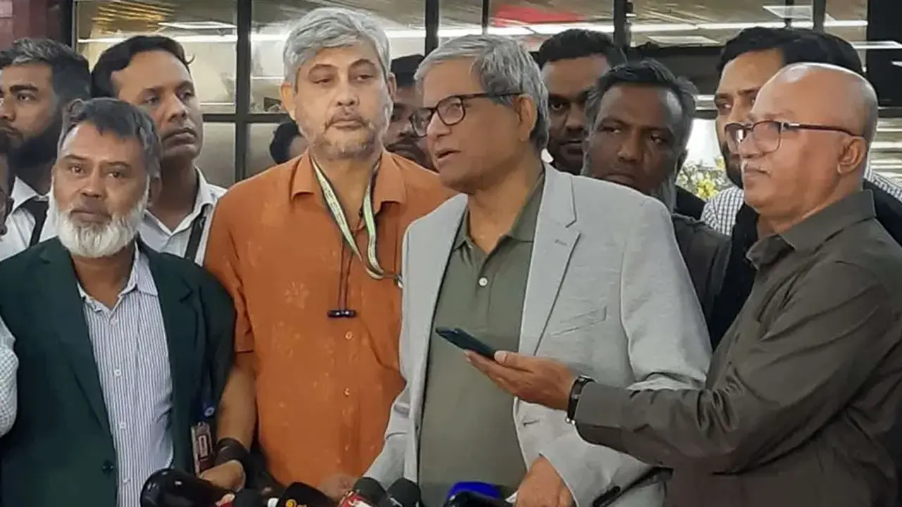 নির্বাচনের সময়সীমা নিয়ে পুরো জাতি হতাশ : মির্জা ফখরুল
