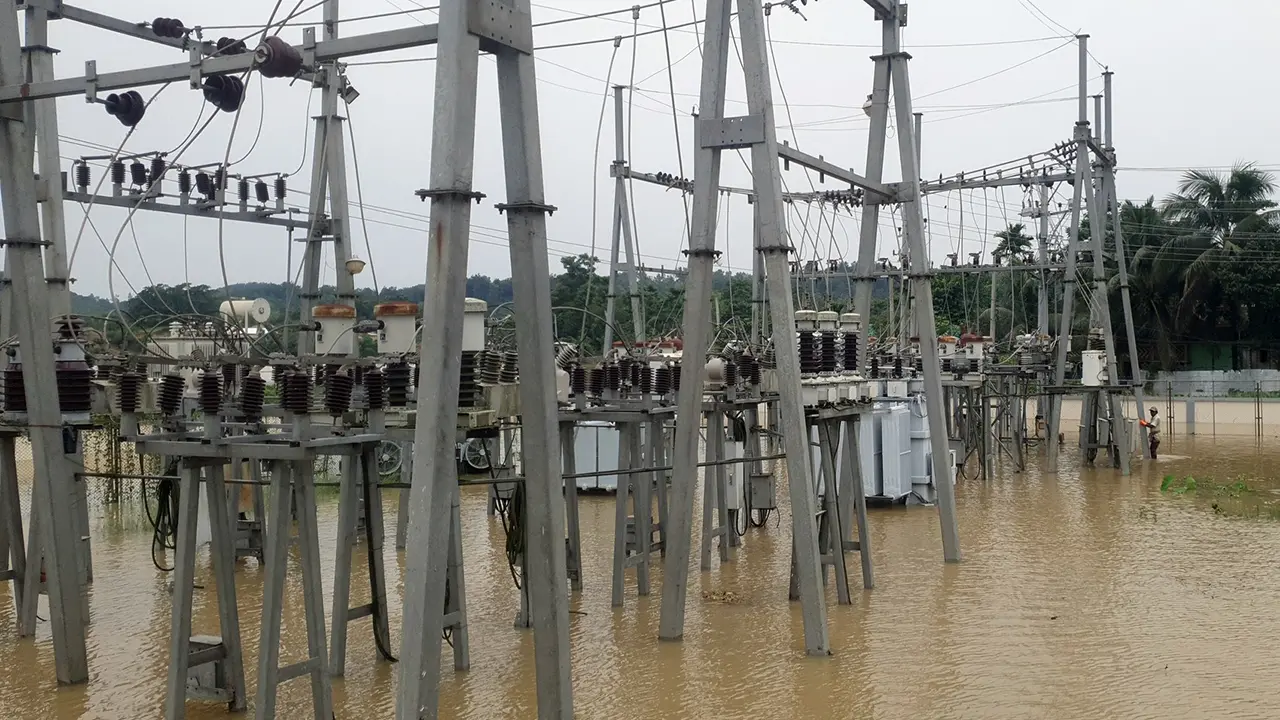 মৌলভীবাজারে বিদ্যুৎ উপকেন্দ্রে পানি, সরবরাহ বন্ধ