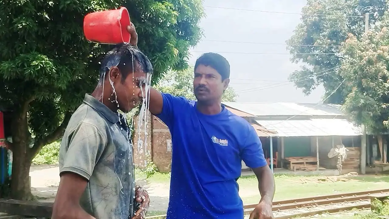 ‘বিয়ে করার আগে পাত্রীর মায়ের সম্পর্কে খোঁজ খবর নেবেন’