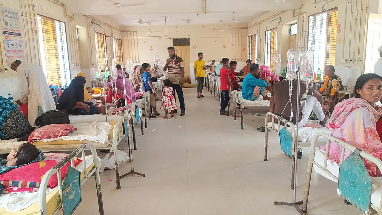 পঞ্চগড়ে তীব্র গরমে বাড়ছে নানা রোগ