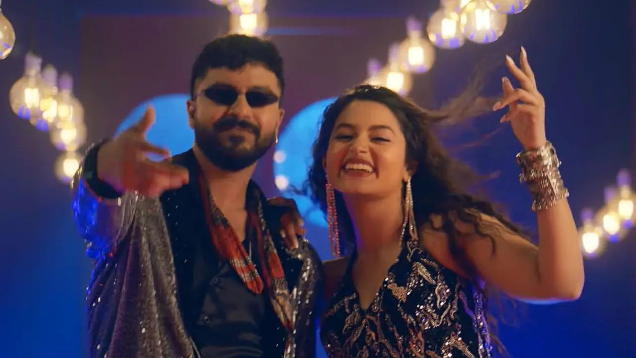 সাবিলার পর আইটেম গানে ঝড় তুললেন ফারিণ