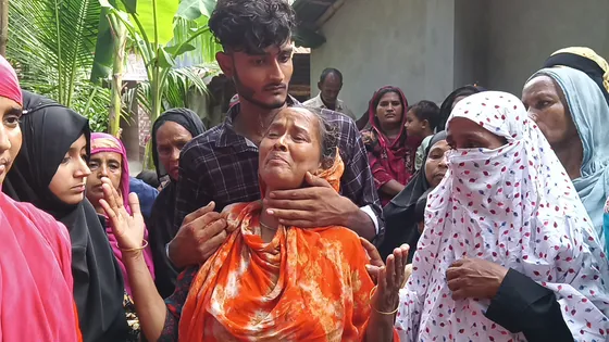 ‘ঈদ বলে আর কিছু রইল না’