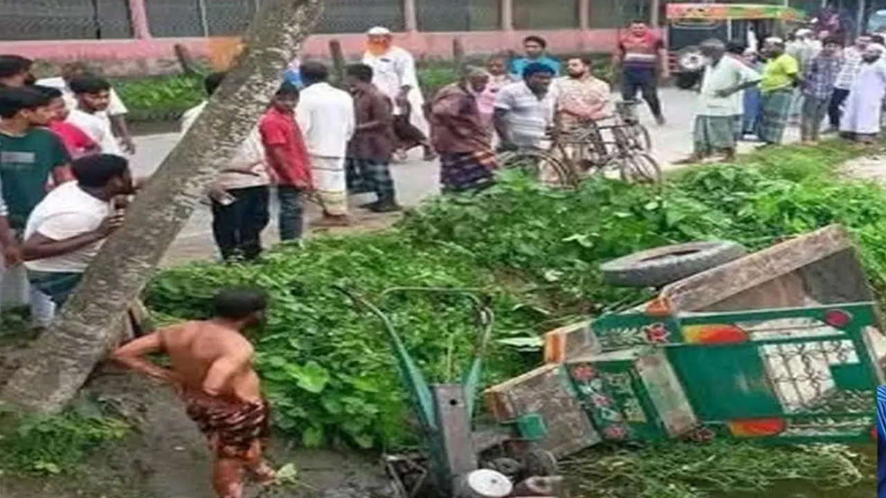 গায়ে হলুদের অনুষ্ঠান করা হলো না মুন্নার, প্রাণ গেল সড়কে