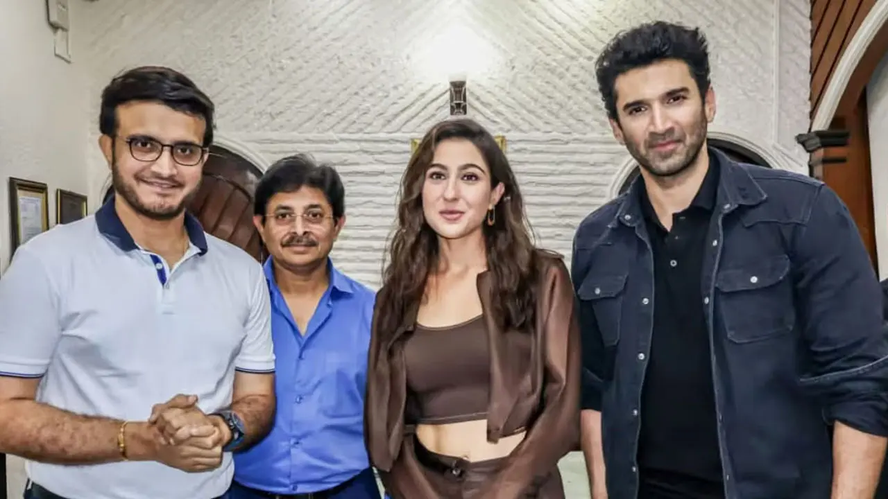 সৌরভের বাড়ির বাংলা খাবার কেমন লেগেছে সারা-আদিত্যের