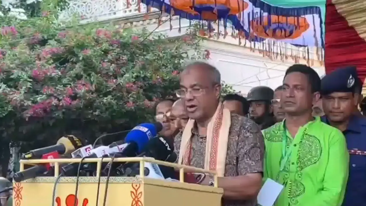 আমরা পদক্ষেপ নিয়েছি বলেই মব সন্ত্রাস কমেছে : স্বরাষ্ট্র উপদেষ্টা